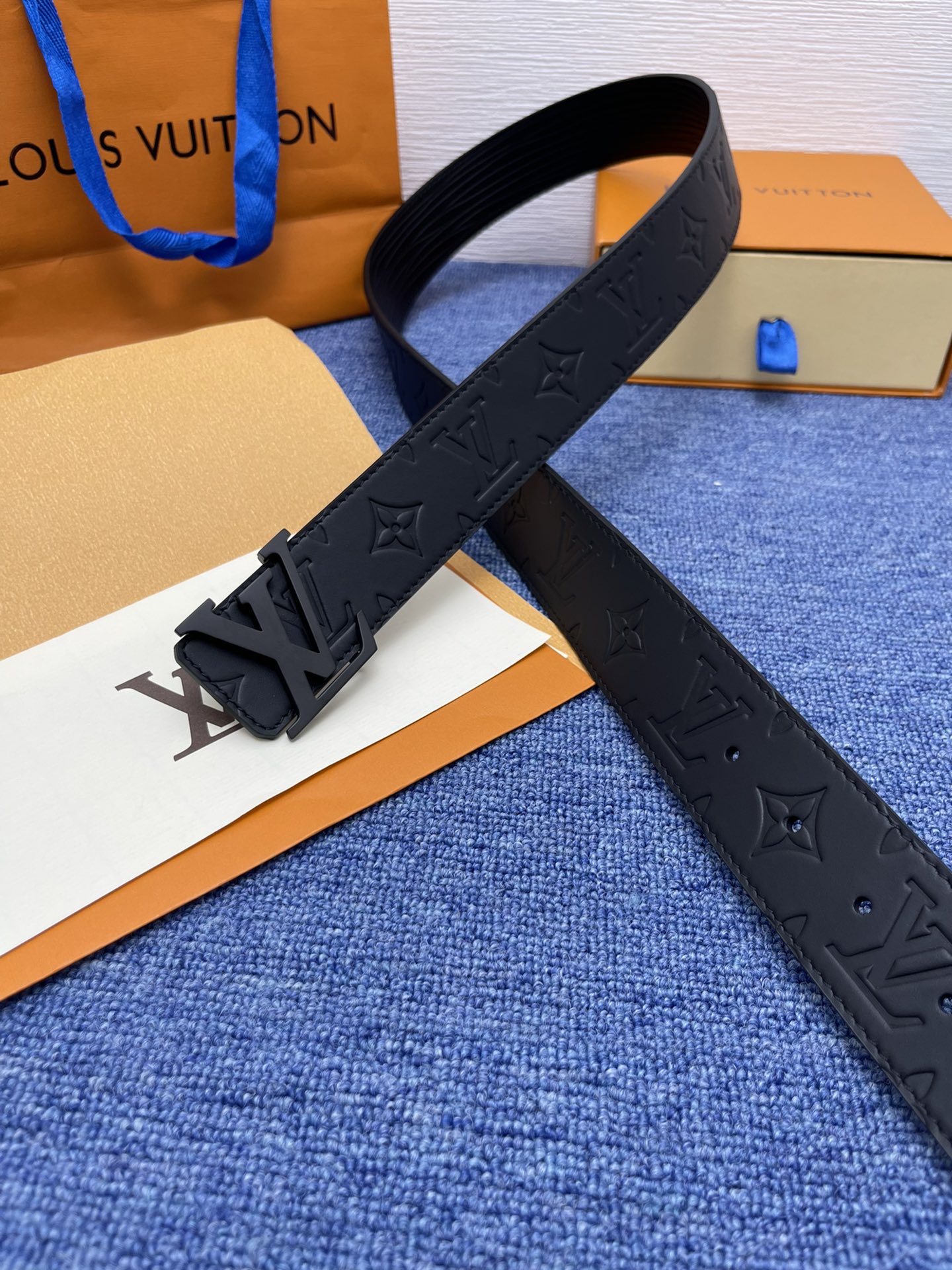 Louis Vuitton LV Leather Belts 1:1 Mirror Version