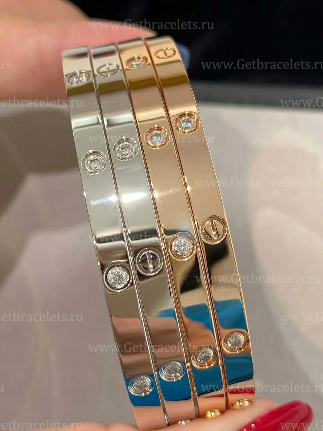 Copy Cartier Love Bracelet SM with 10 Diamonds Yellow Gold B6047817