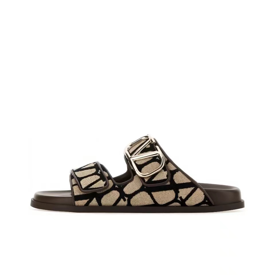 Valentino Leather Flat Fashion Flip-Flops Slide Sandal(Replica)