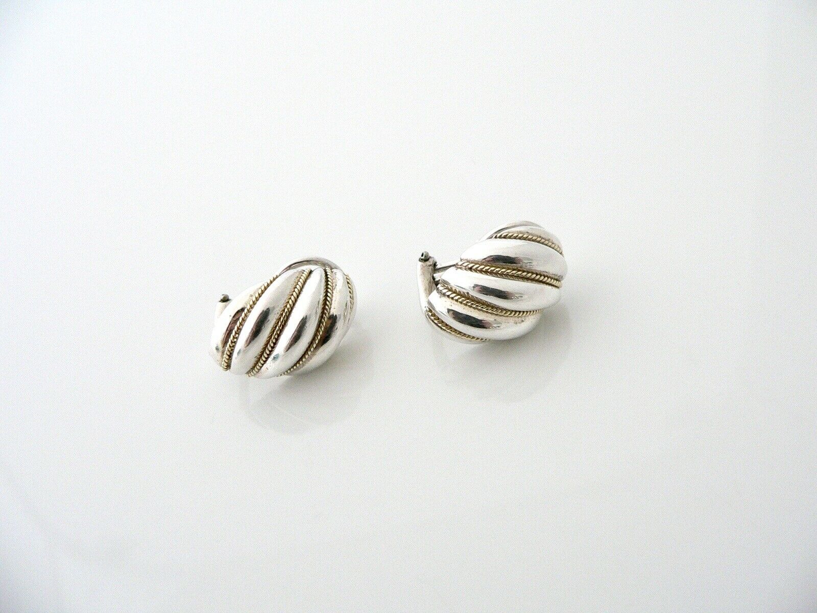 Tiffany & Co Silver 18K Gold Shrimp Shell Earrings Studs Gift Love Art Pierced