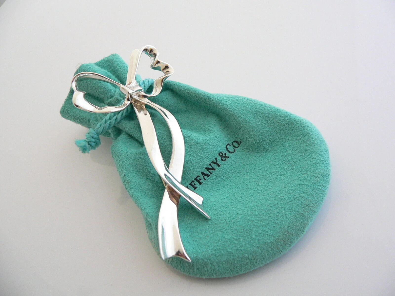 Tiffany & Co Silver Large Ribbon Bow Brooch Pin Rare Love Gift Pouch