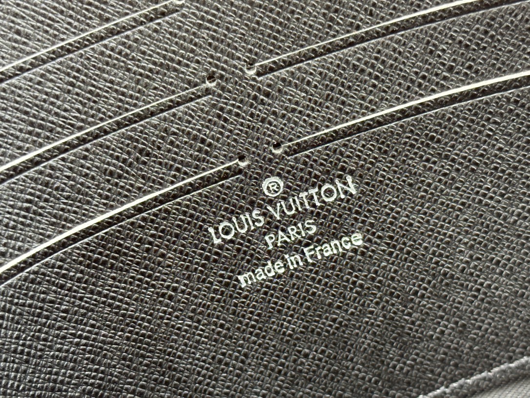 Louis Vuitton Pochette Jour Monogram Eclipse M82080 Clutch Bag Handbag