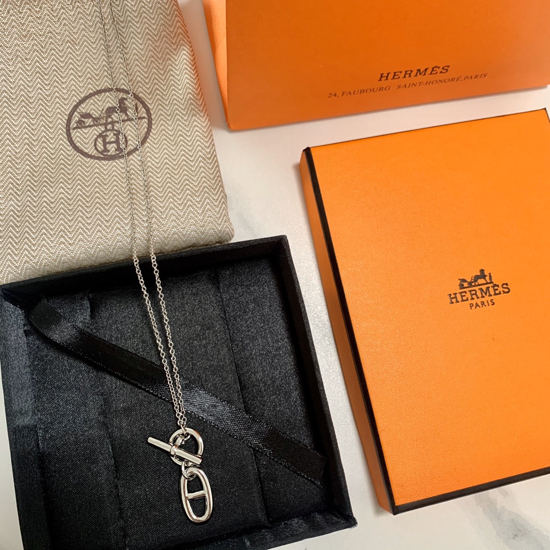 Hermes Pig Nose Necklace