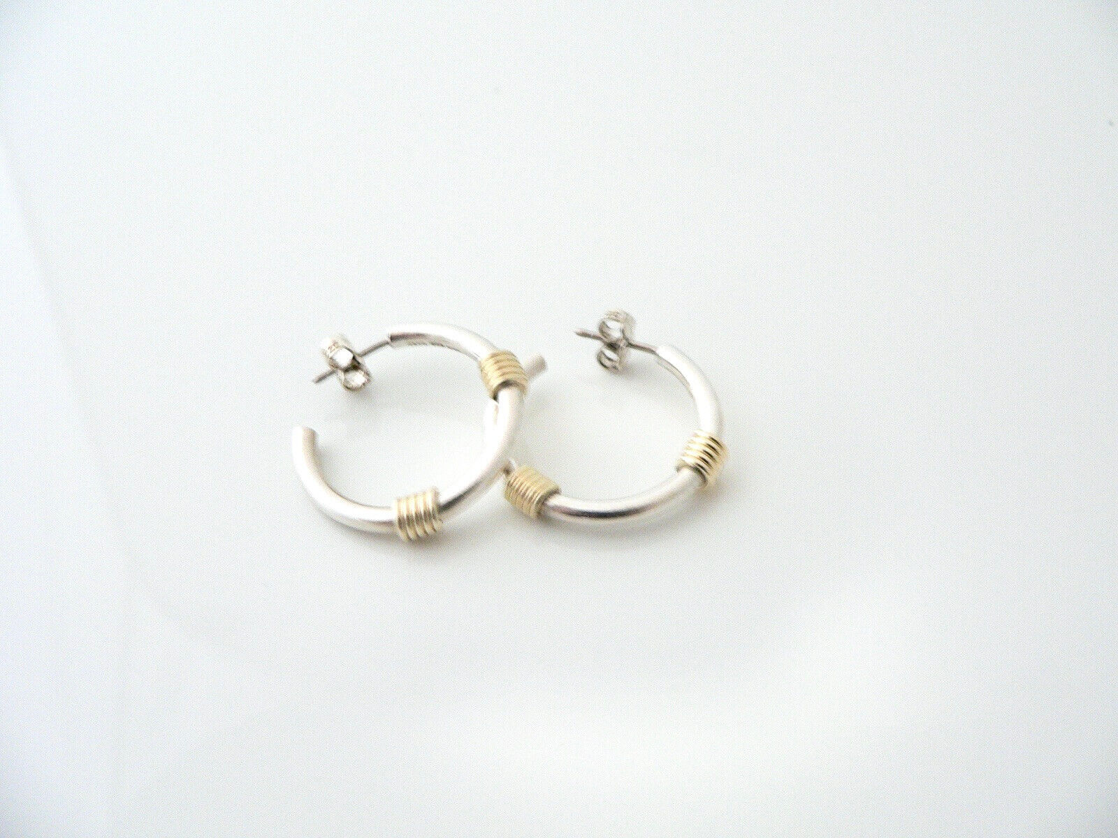 Tiffany & Co Silver 18K Gold Triple Coil Hoop Hoops Earrings 1 Inch Gift Love