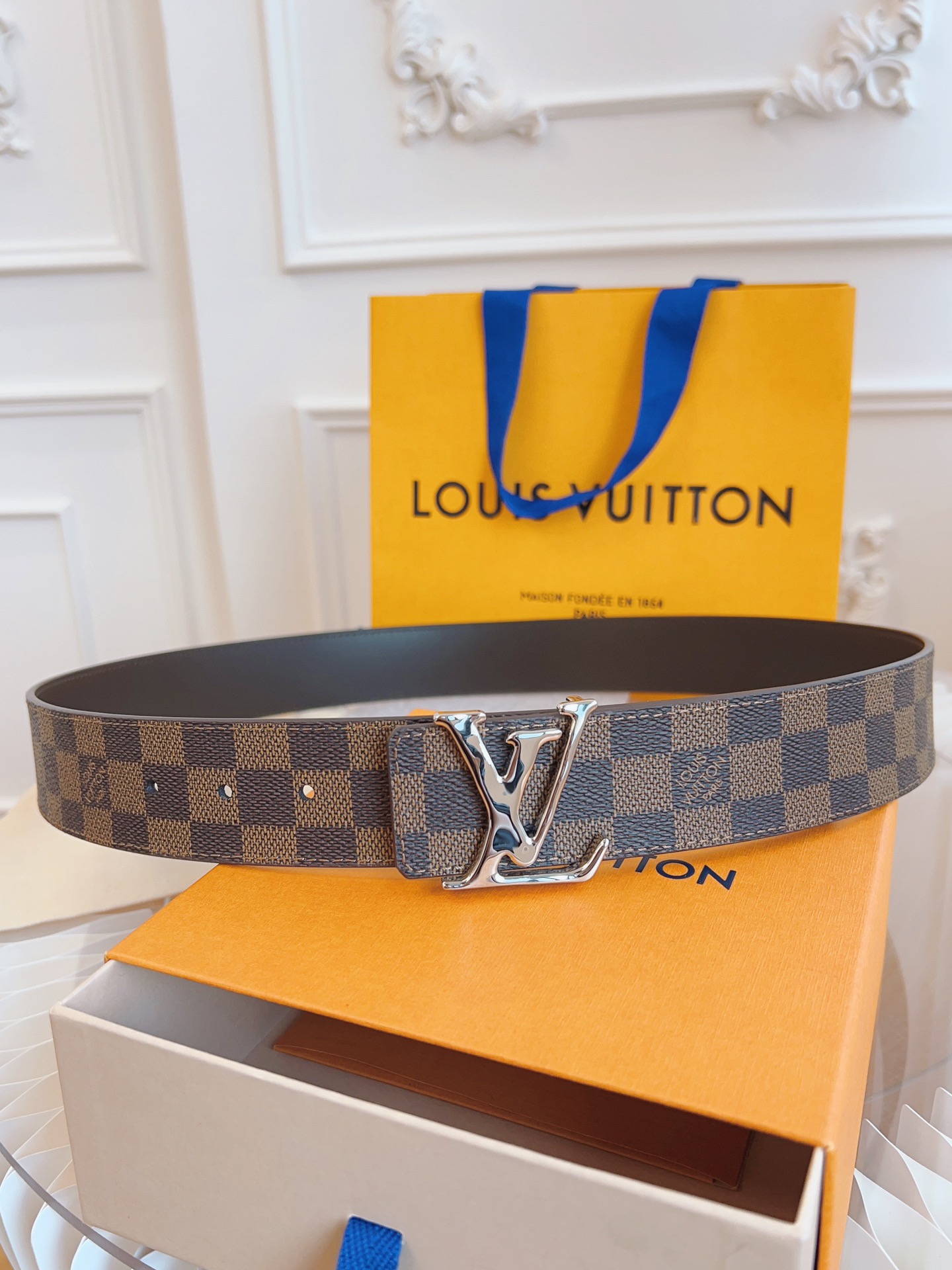 Louis Vuitton LV Leather Belts 1:1 Mirror Version