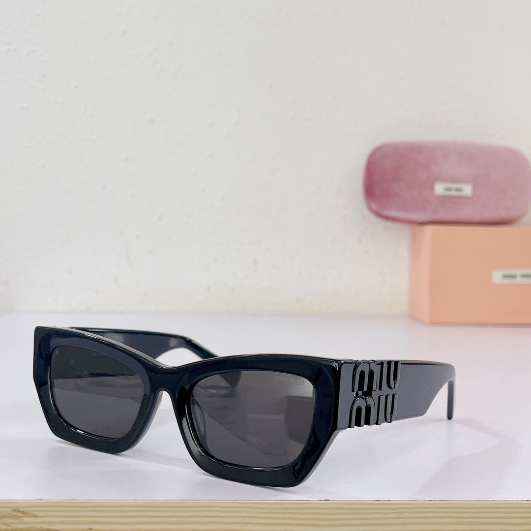 MiuMiu Sunglasses