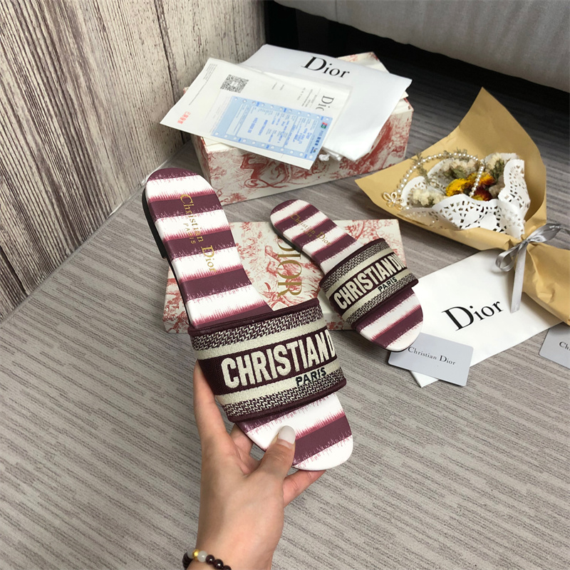 Dior DWAY Slide Slipper Sandals (Replica)