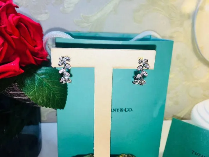 Price Online Tiffany Paloma Picasso Necklace Earrings Olive Leaf Diamonds Pendant Jewelry UK Sale Online 34941041