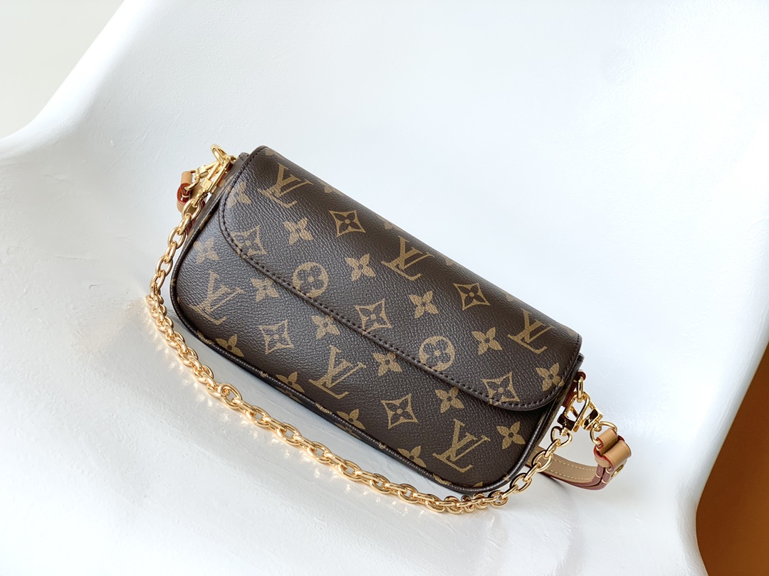 Louis Vuitton 10A Handbag Shoulder Bag Top Mirror Quality Version Wallet On Chain Ivy M81911