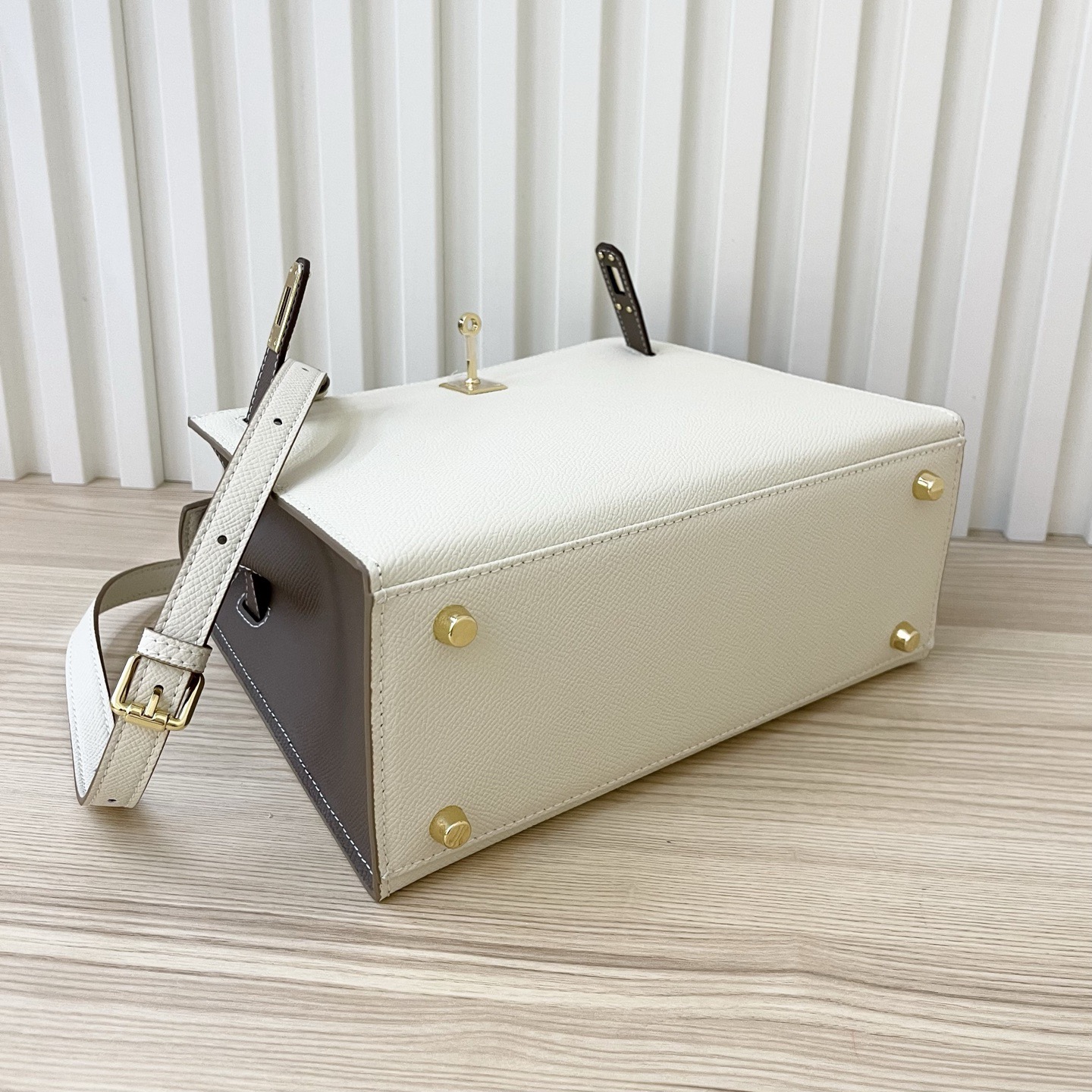 Hermes 28cm Kelly Bag Togo Leather Handbag  Pink