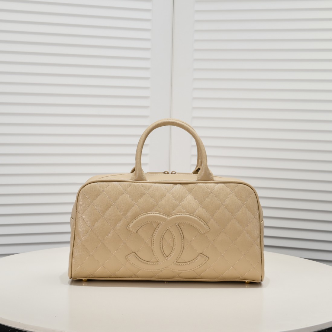 Chanel 24c Vintagep Hilton Bag Shoulder Bag Handbag