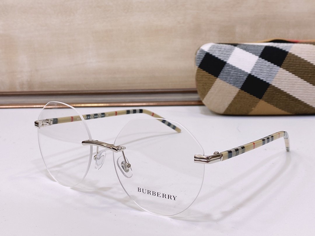 Burberry Sunglasses