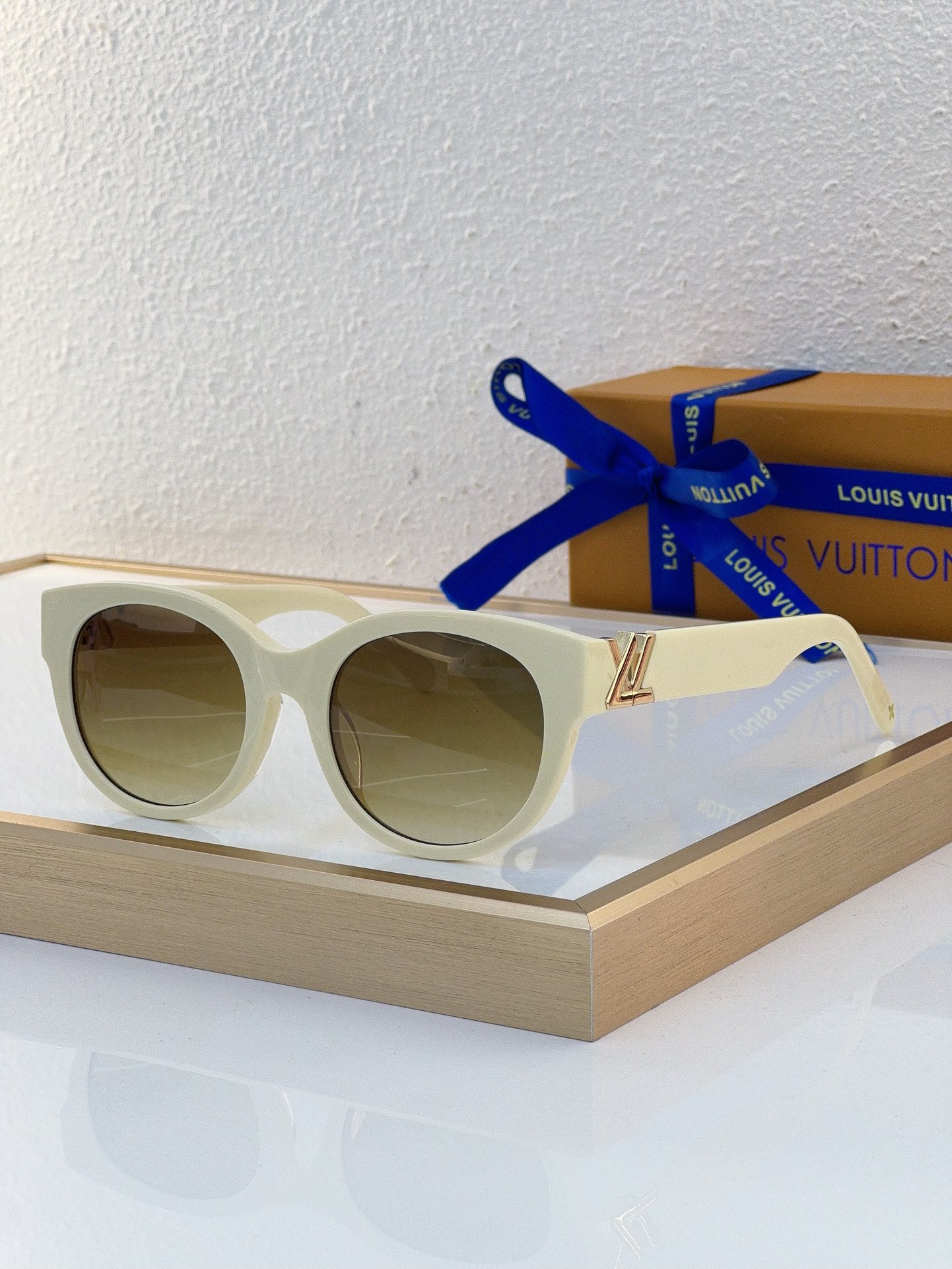 Louis Vuitton LV Sunglasses