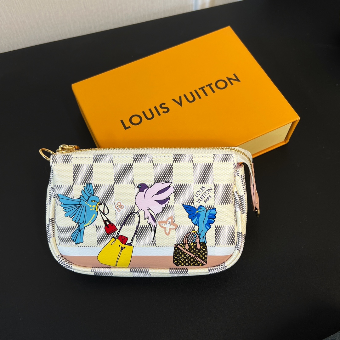 Louis Vuitton Multi Pochette Accessories Mini Bag Purse