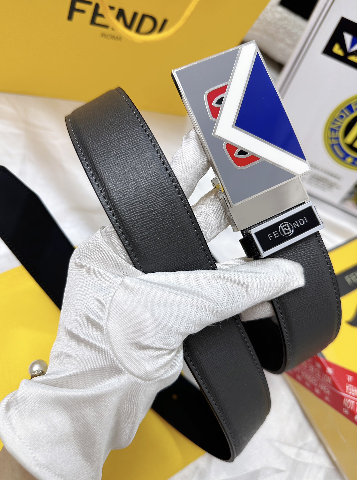 Fendi Leather Belts 1:1 Mirror Version