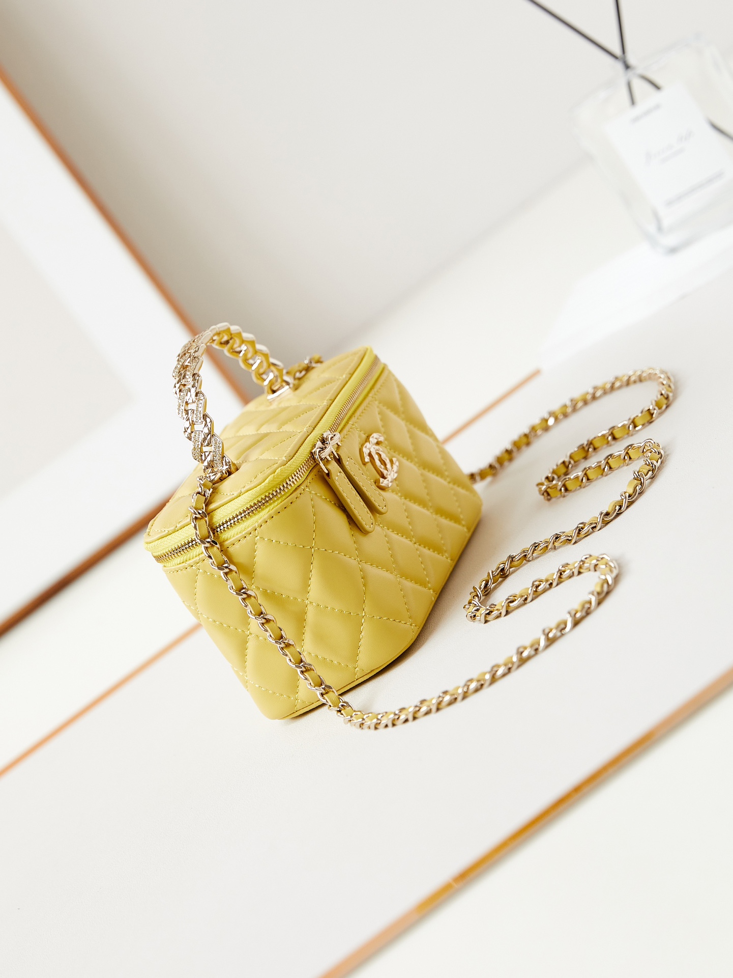 Chanel 10A Handbag Shoulder Bag Top Mirror Quality Version chanel AP5152