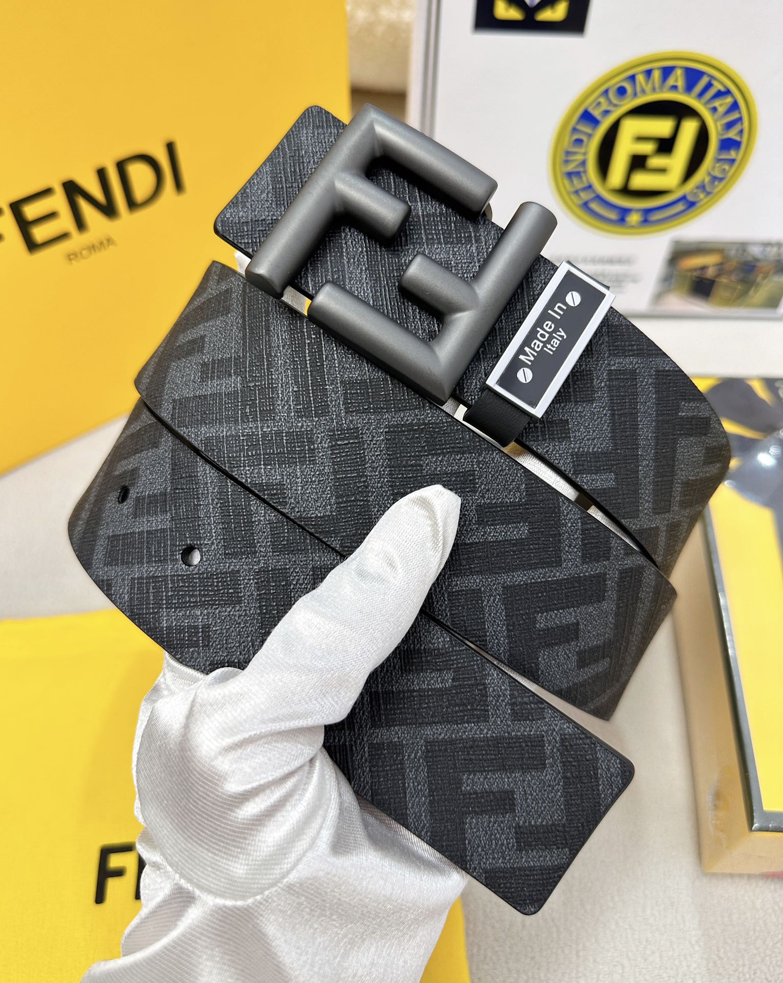 Fendi Leather Belts 1:1 Mirror Version