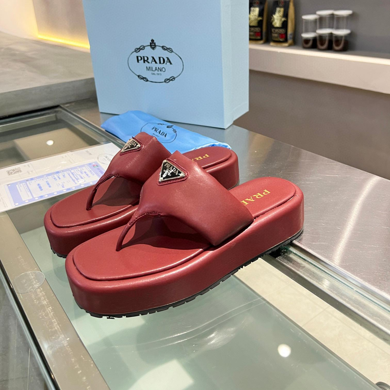 Prada Soft-Soled Leather Flip-Flops Slide Sandal (Replica)
