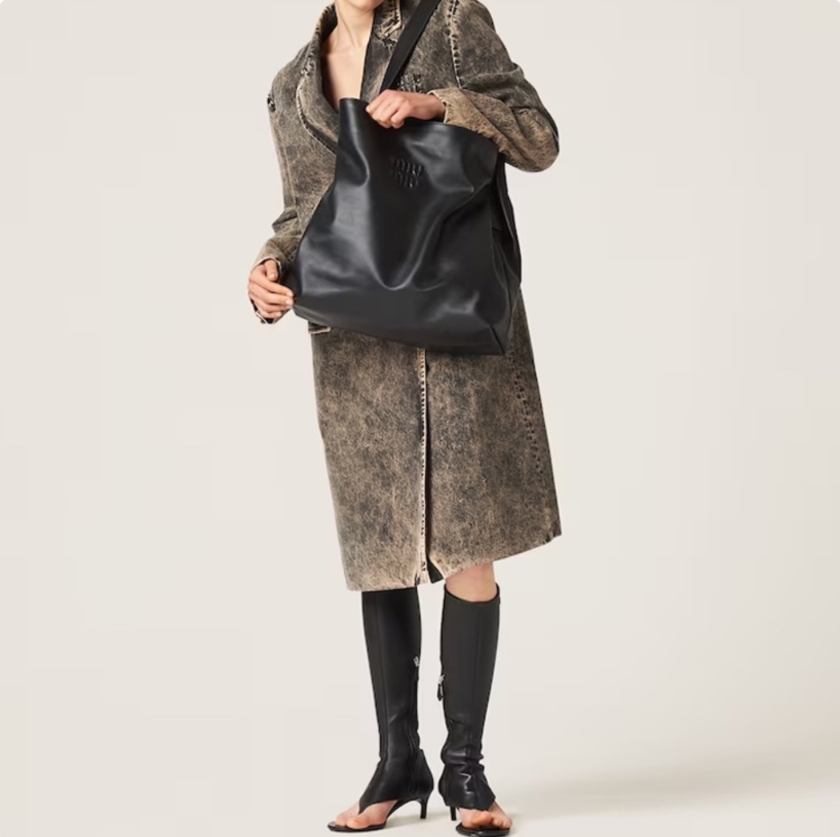 Miumiu Hobo Leather Shoulder Handbag（Replica）