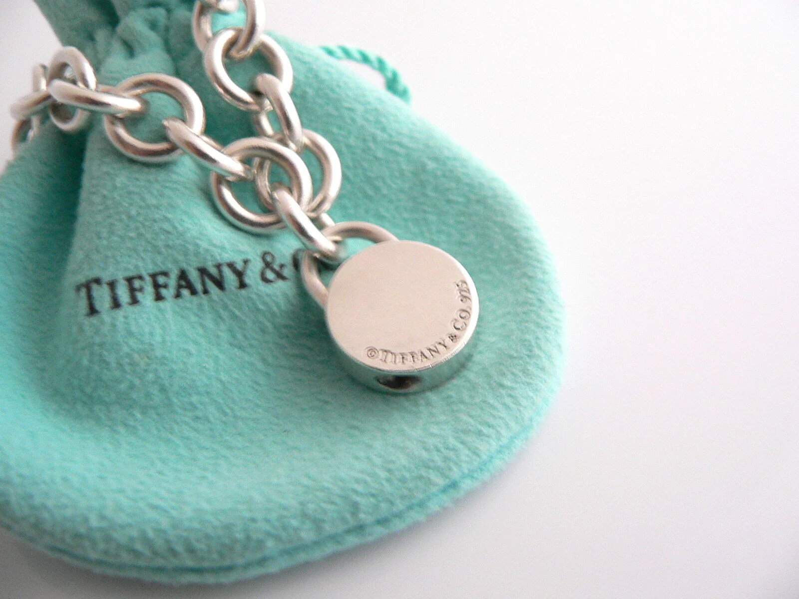 Tiffany & Co 1837 Padlock Bracelet Bangle Circle Charm Silver Gift Pouch Love