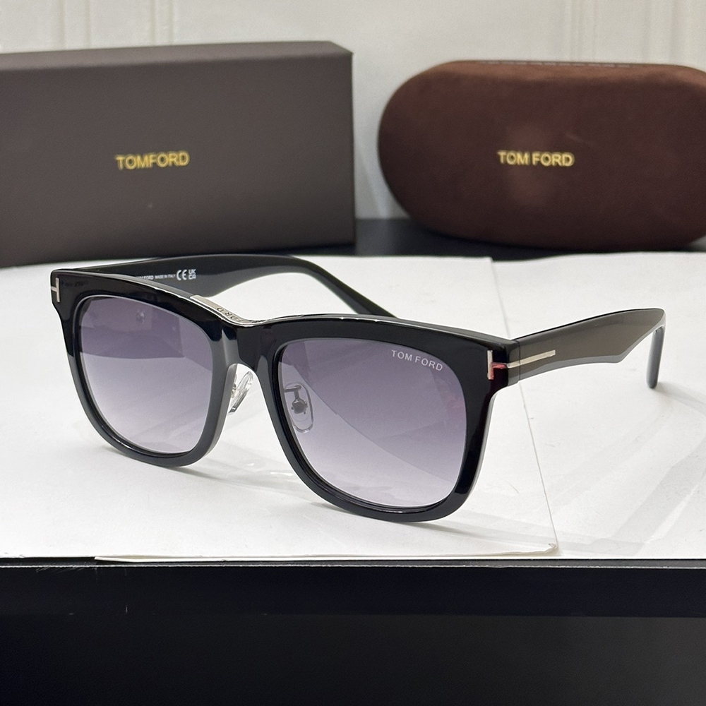 Tom Ford Gradient Clear Sunglasses Top Quality（Replica）