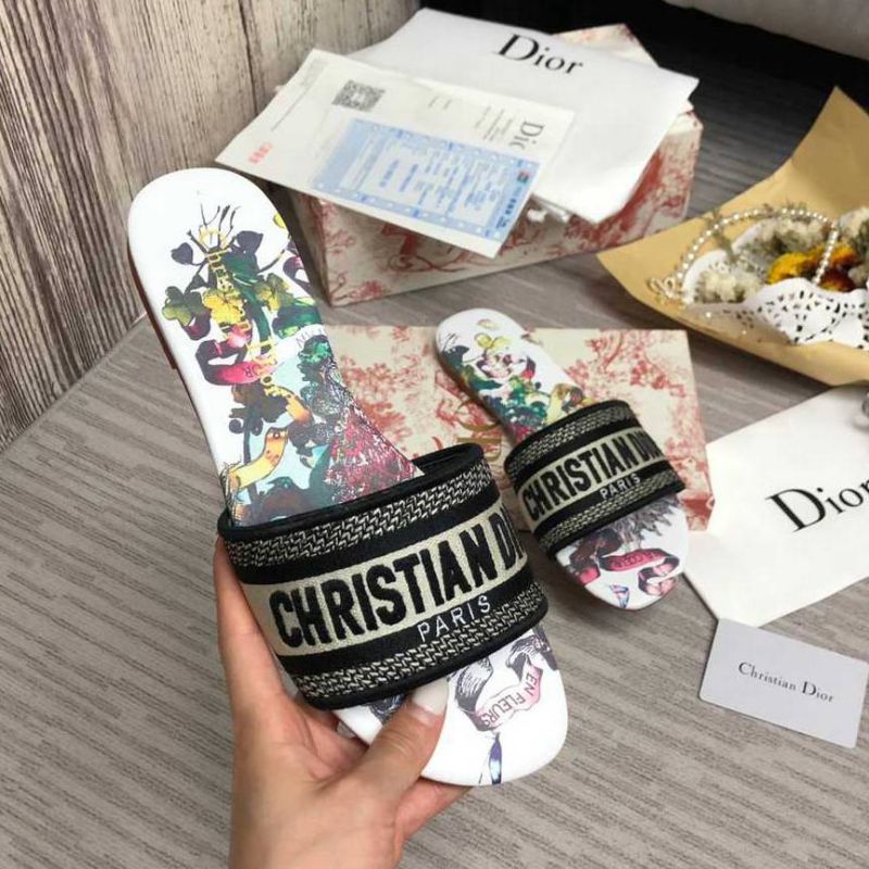Dior DWAY Slide Slipper Sandals (Replica)