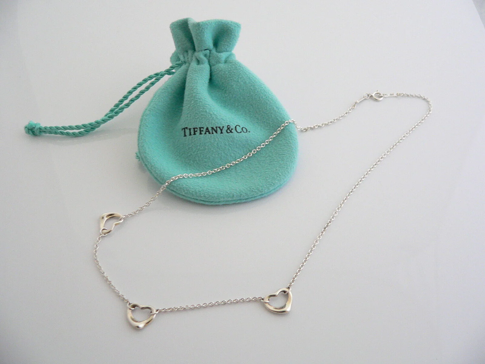 Tiffany & Co Silver Peretti 3 Open Heart Pendant Necklace Charm Chain Gift Pouch