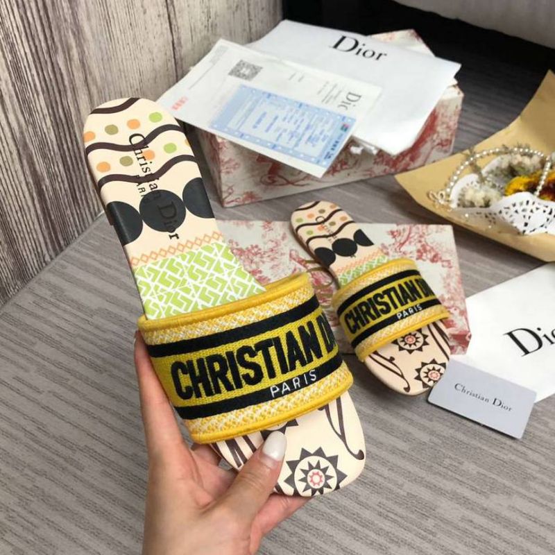 Dior DWAY Slide Slipper Sandals (Replica)