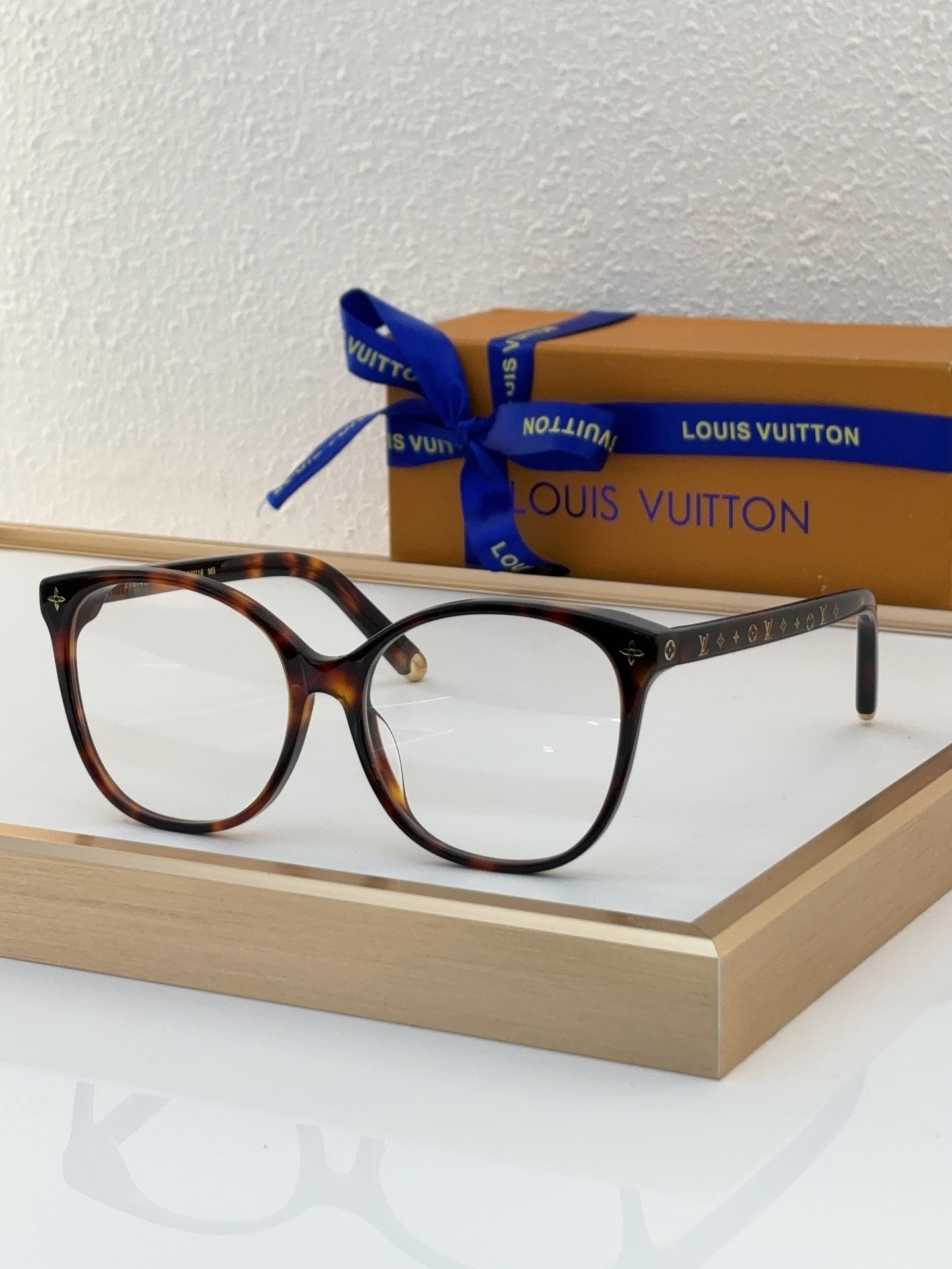 Louis Vuitton LV Sunglasses
