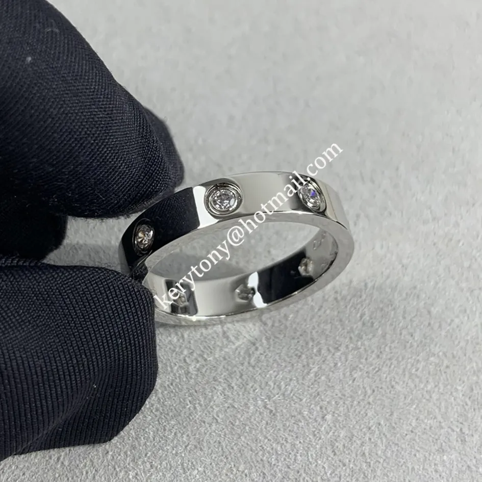 Top Sale Cartier Love Ring 18K White Gold Ring With 8 Diamonds B4050600 Online