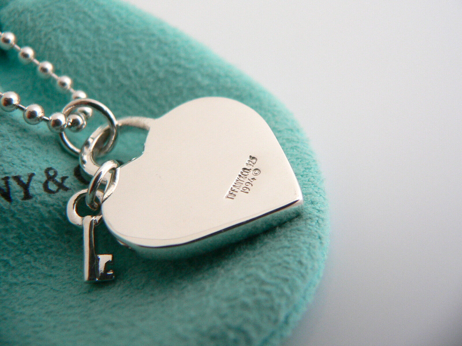 Tiffany & Co Large Heart Key Necklace Pendant Charm 34 In Chain Gift Love Pouch