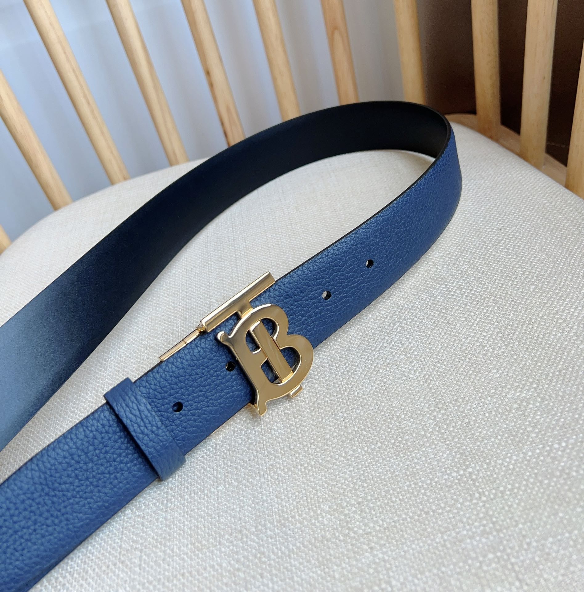 Burberry Leather Belts 1:1 Mirror Version