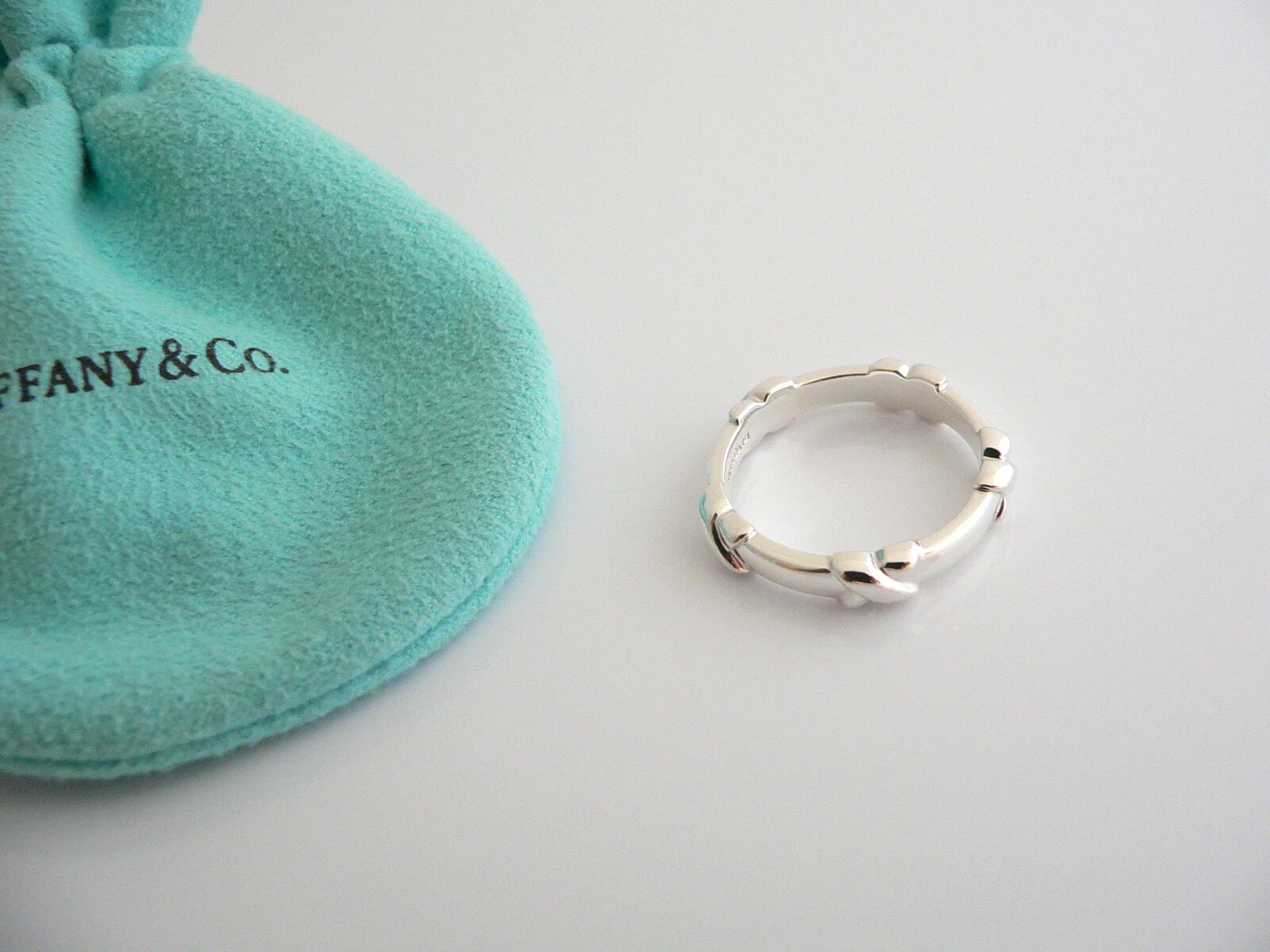 Tiffany & Co Silver Signature X Stacking Ring Band Sz 8.75 Rare Mint Gift Pouch