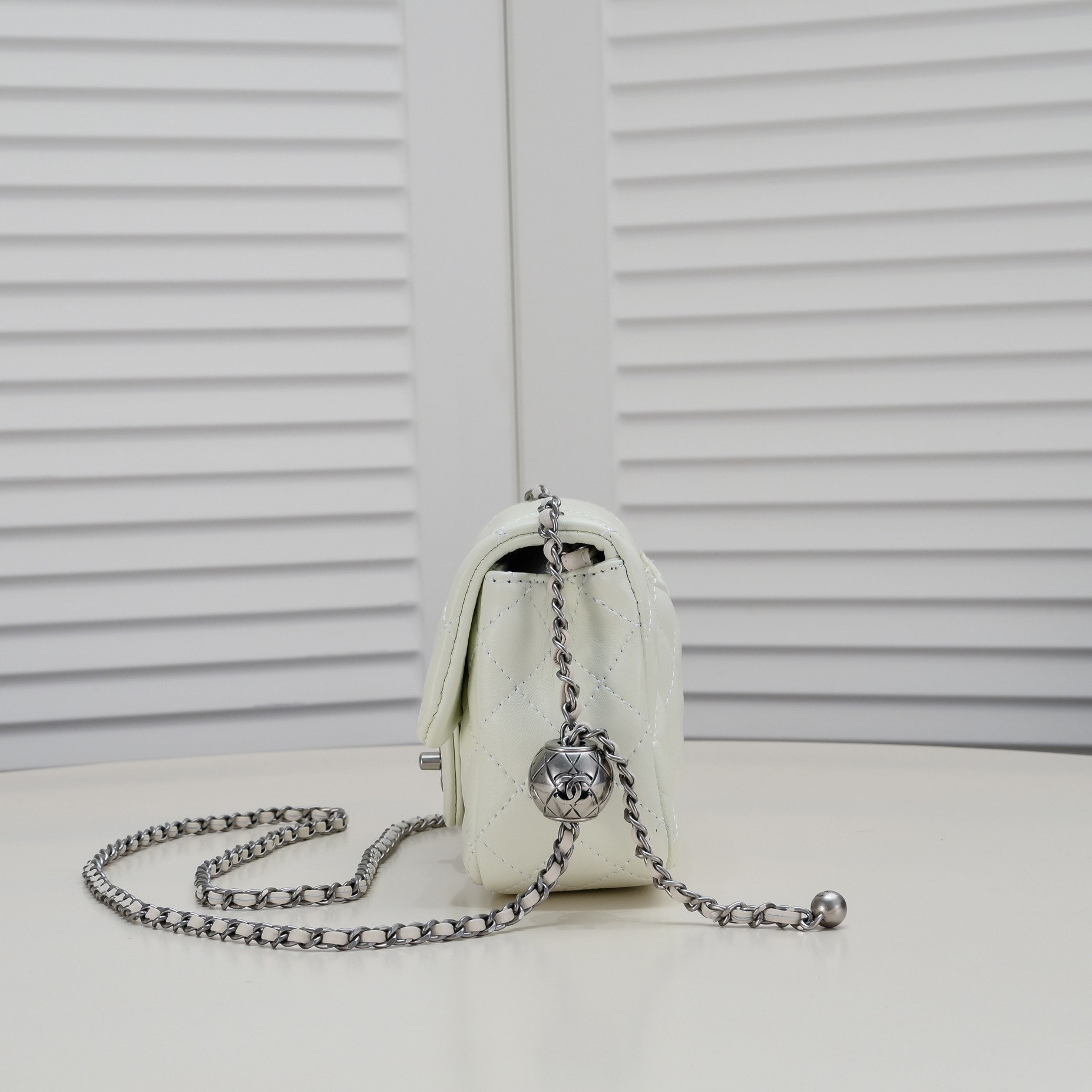 Chanel Cross Body Metal Ball Chain Shoulder Bag Handbag