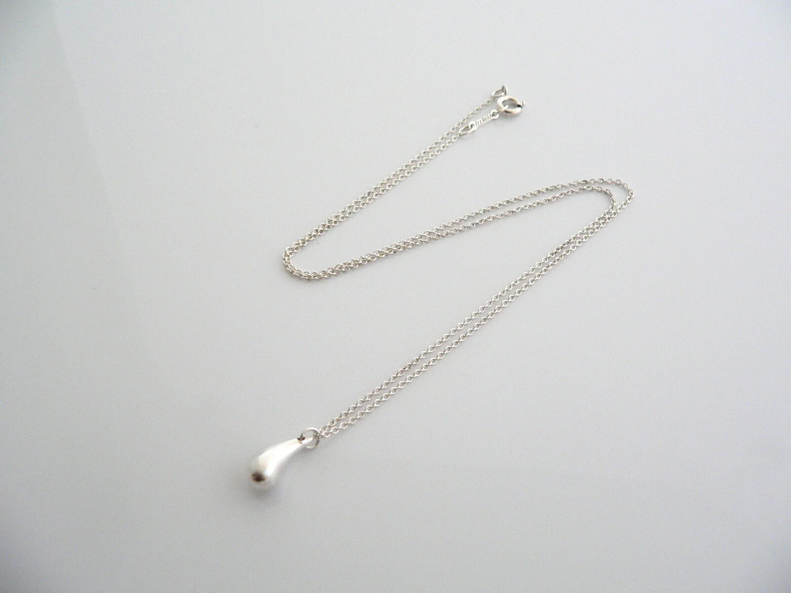Tiffany & Co Silver Teardrop Tear Drop Necklace Pendant Charm Chain 18 Inch Gift