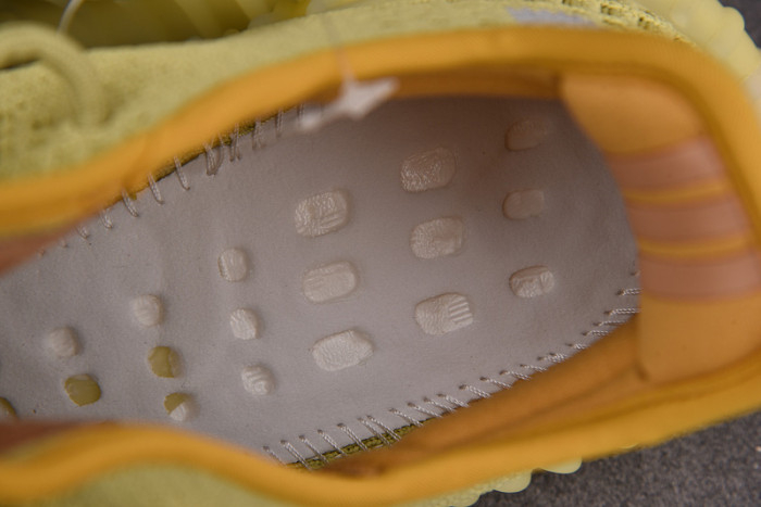 Yeezy Boost 350 V2 Marsh FX9034