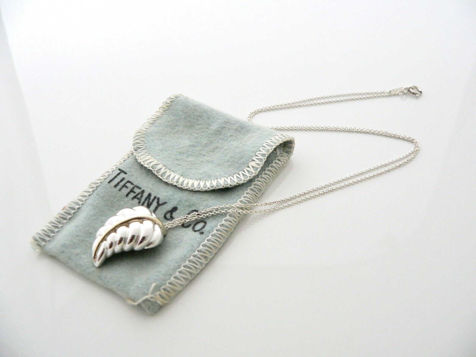 Tiffany & Co Leaf Necklace Nature Pendant Charm Chain Gift 18K Gold Silver Love