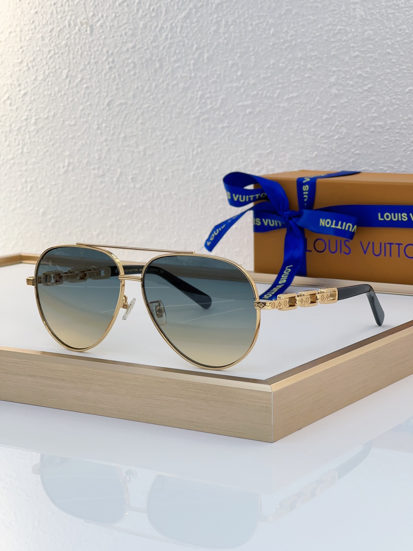 Louis Vuitton LV Sunglasses