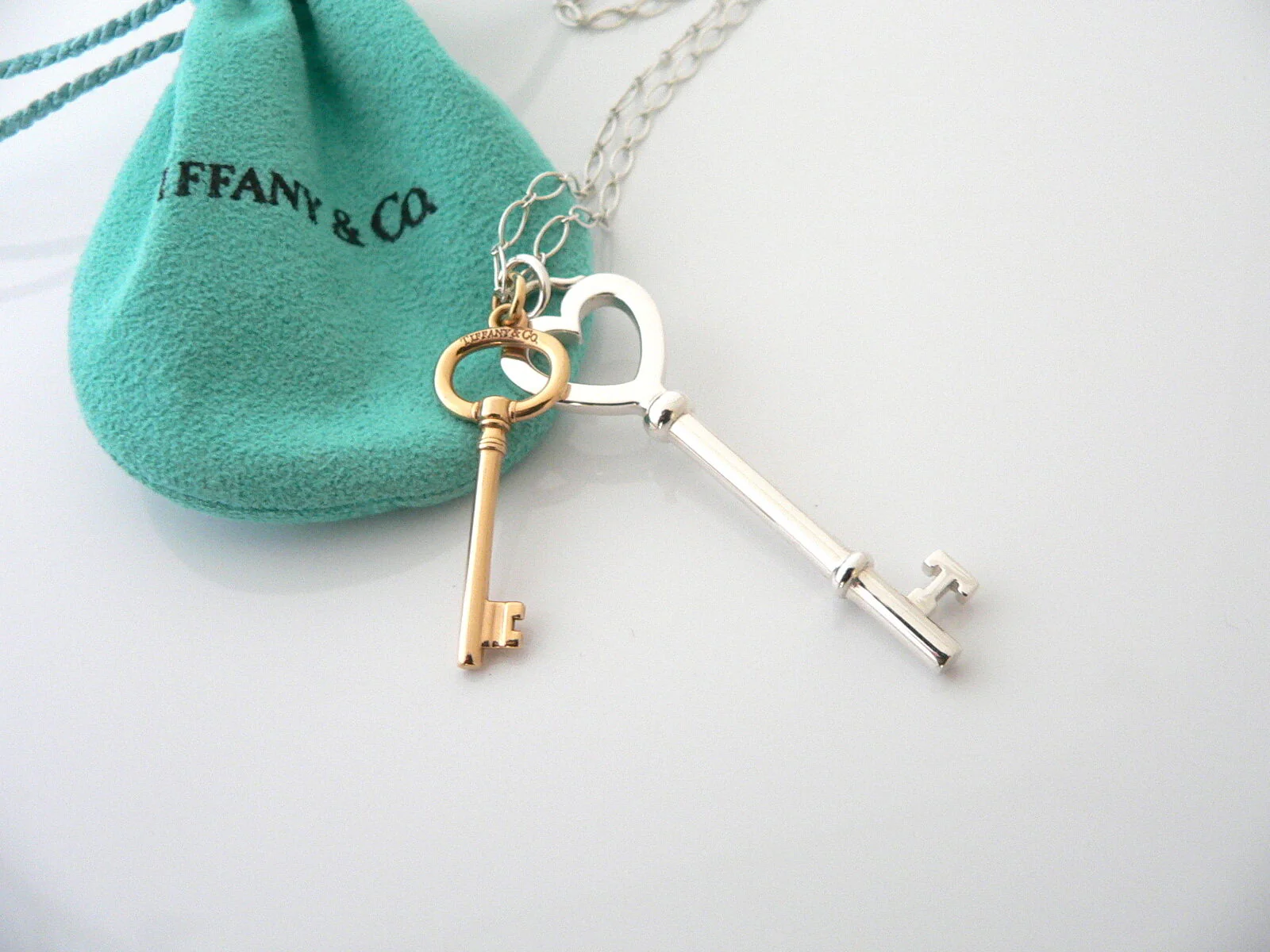 Tiffany Co Silver 18K Rose Gold Oval Heart Key Necklace Pendant Charm 18 Inches