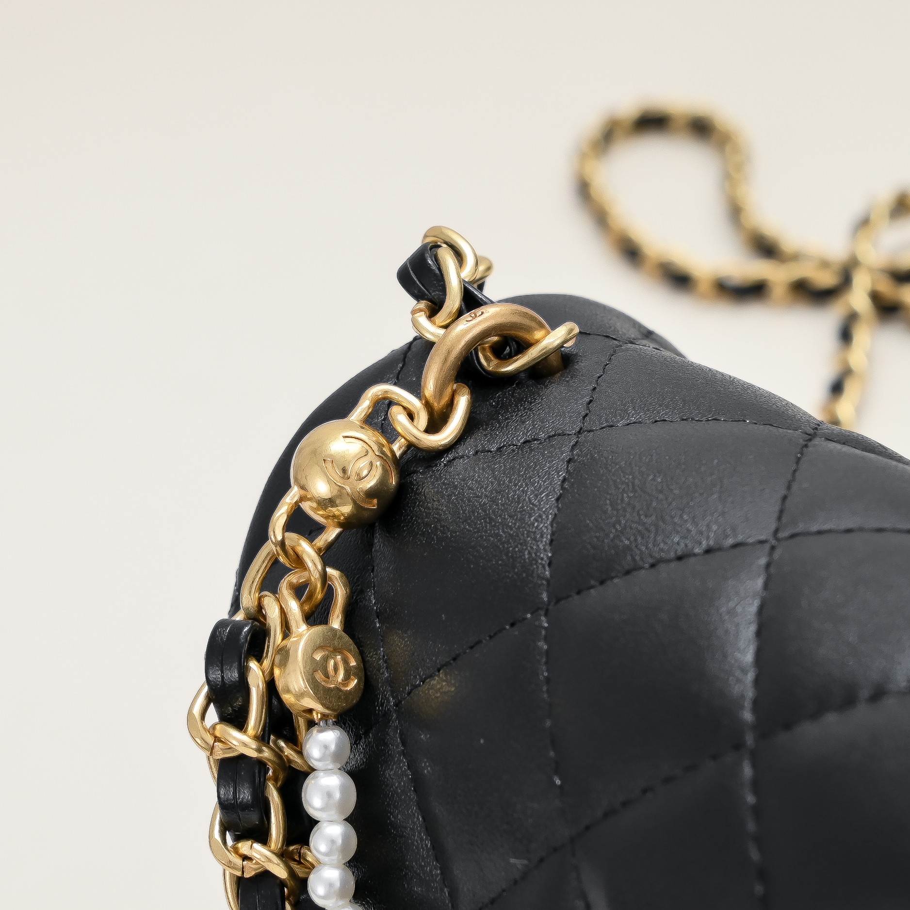 Chanel 24P Pearl Chain Shoulder Bag Handbag