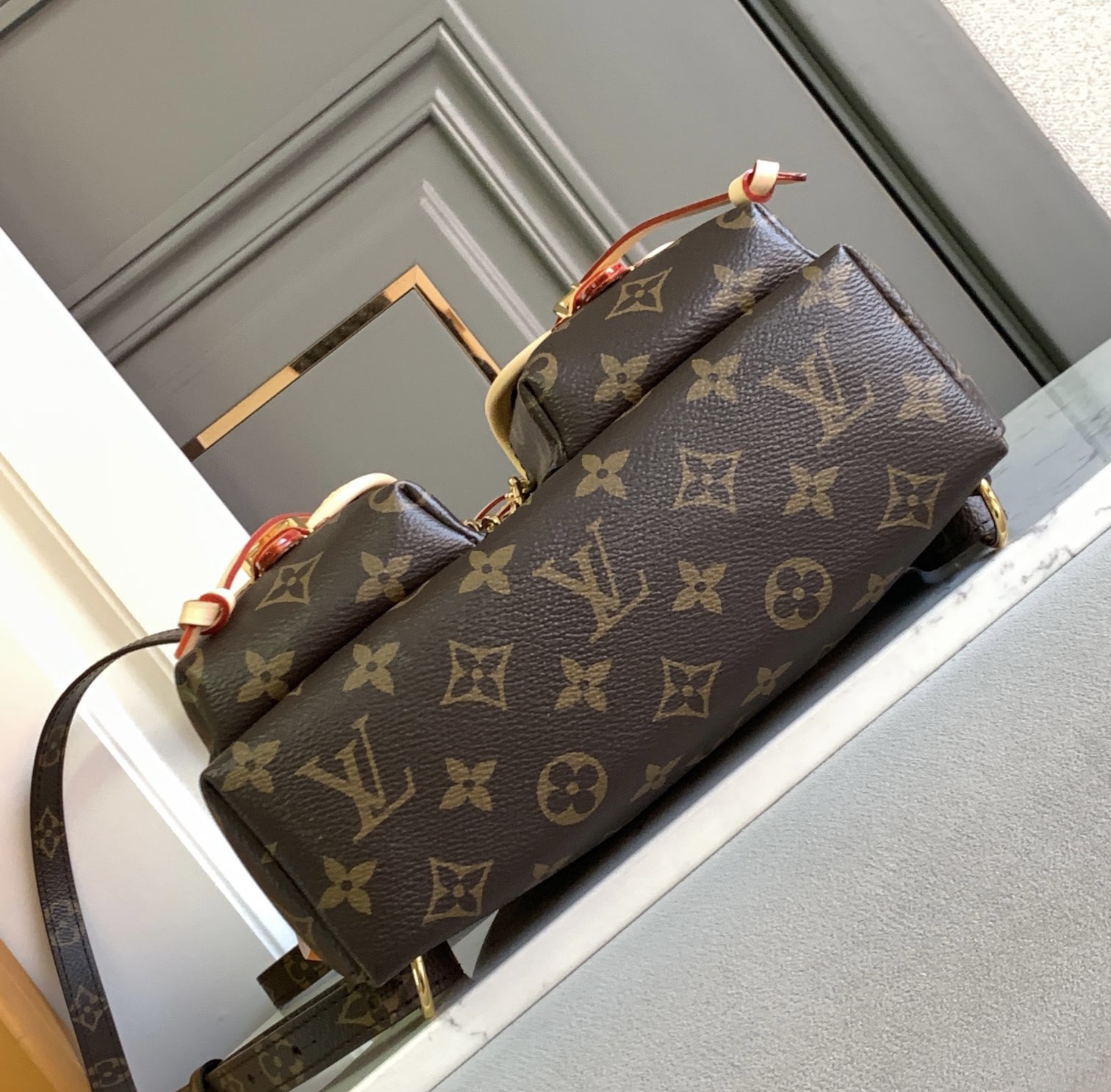 Louis Vuitton LV Excursion Backpack Bag(Replica)