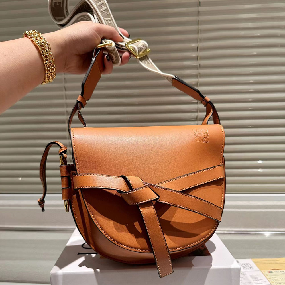Loewe Gate Shoulder Bag Small Bag(Replica)