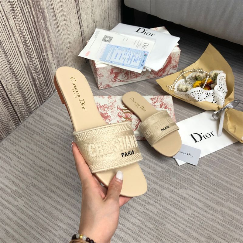 Dior DWAY Slide Slipper Sandals (Replica)