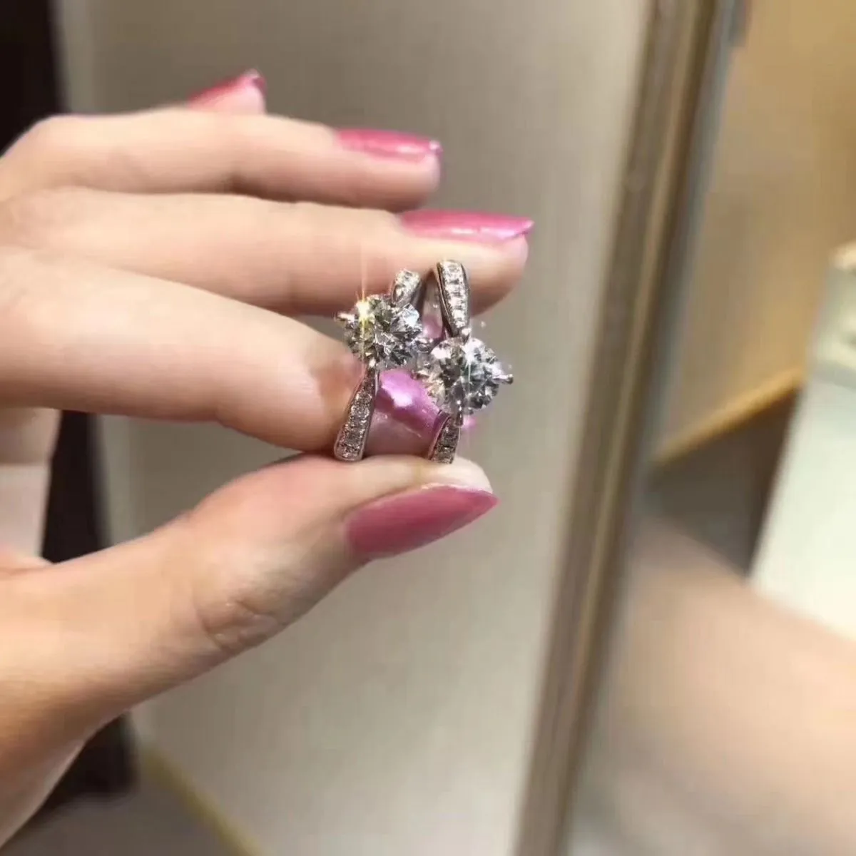 Superior Quality Tiffany Ring Round Diamond Dupe Narrow Design Best Gift