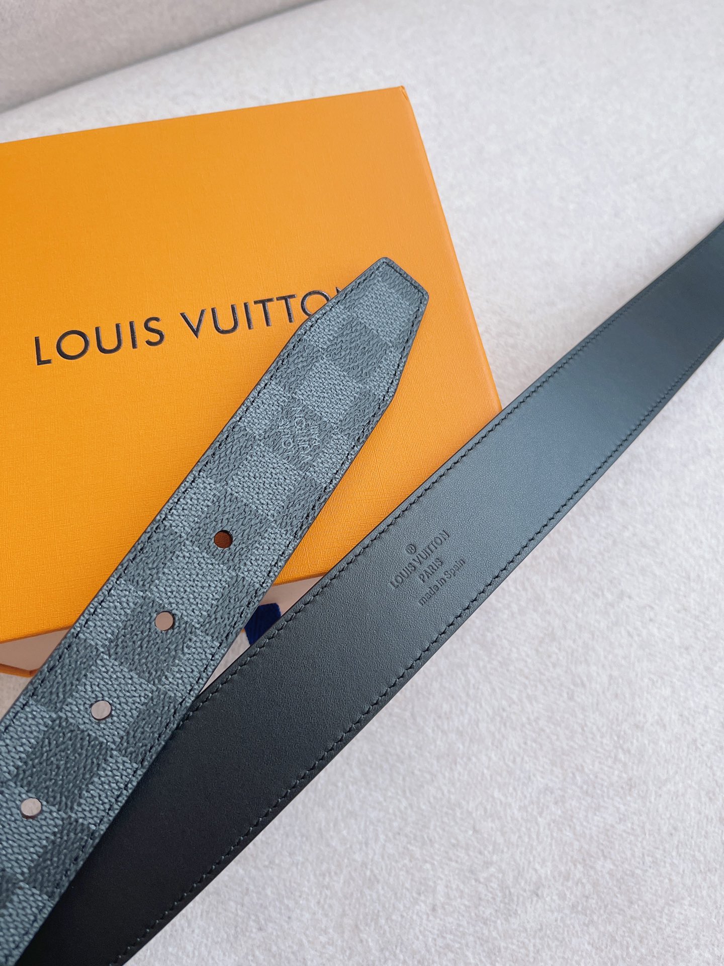 Louis Vuitton LV Leather Belts 1:1 Mirror Version