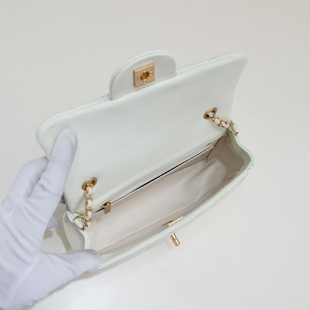 Chanel Cross Body Metal Ball Chain Shoulder Bag Handbag