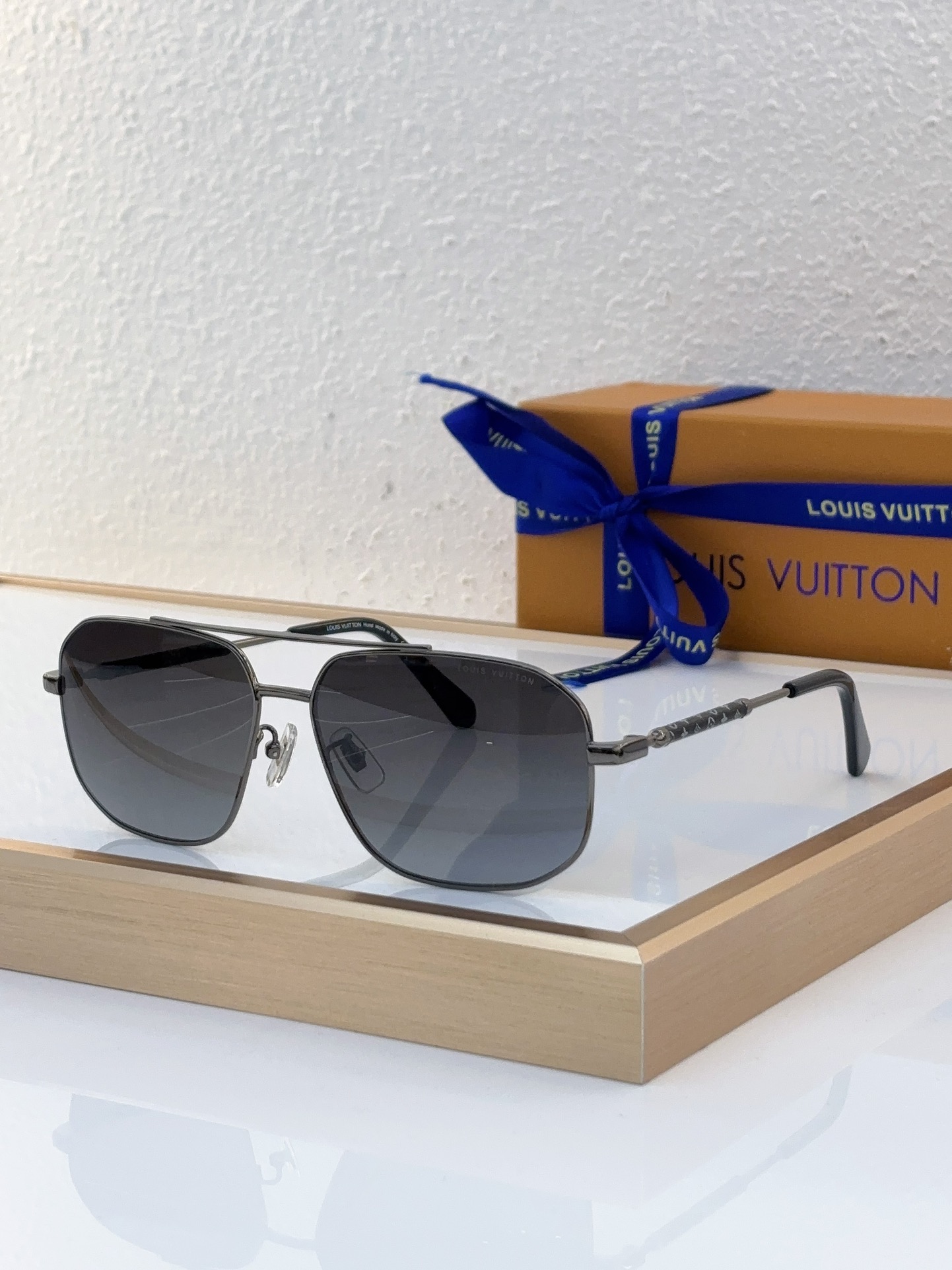 Louis Vuitton LV Sunglasses