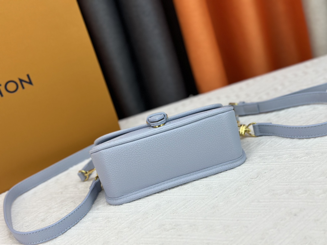 Louis Vuitton Diane M46386 M45985 Shoulder Bag Handbag