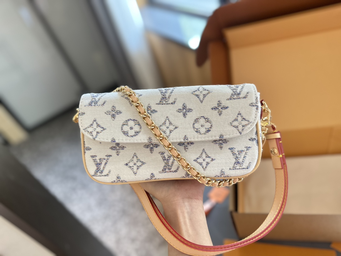 Louis Vuitton LV Denim Ivy Shoulder Bag Handbag (Replica)