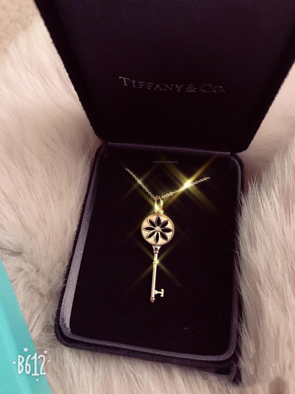 Tiffany Daisy Key Dupe, In Rose Gold